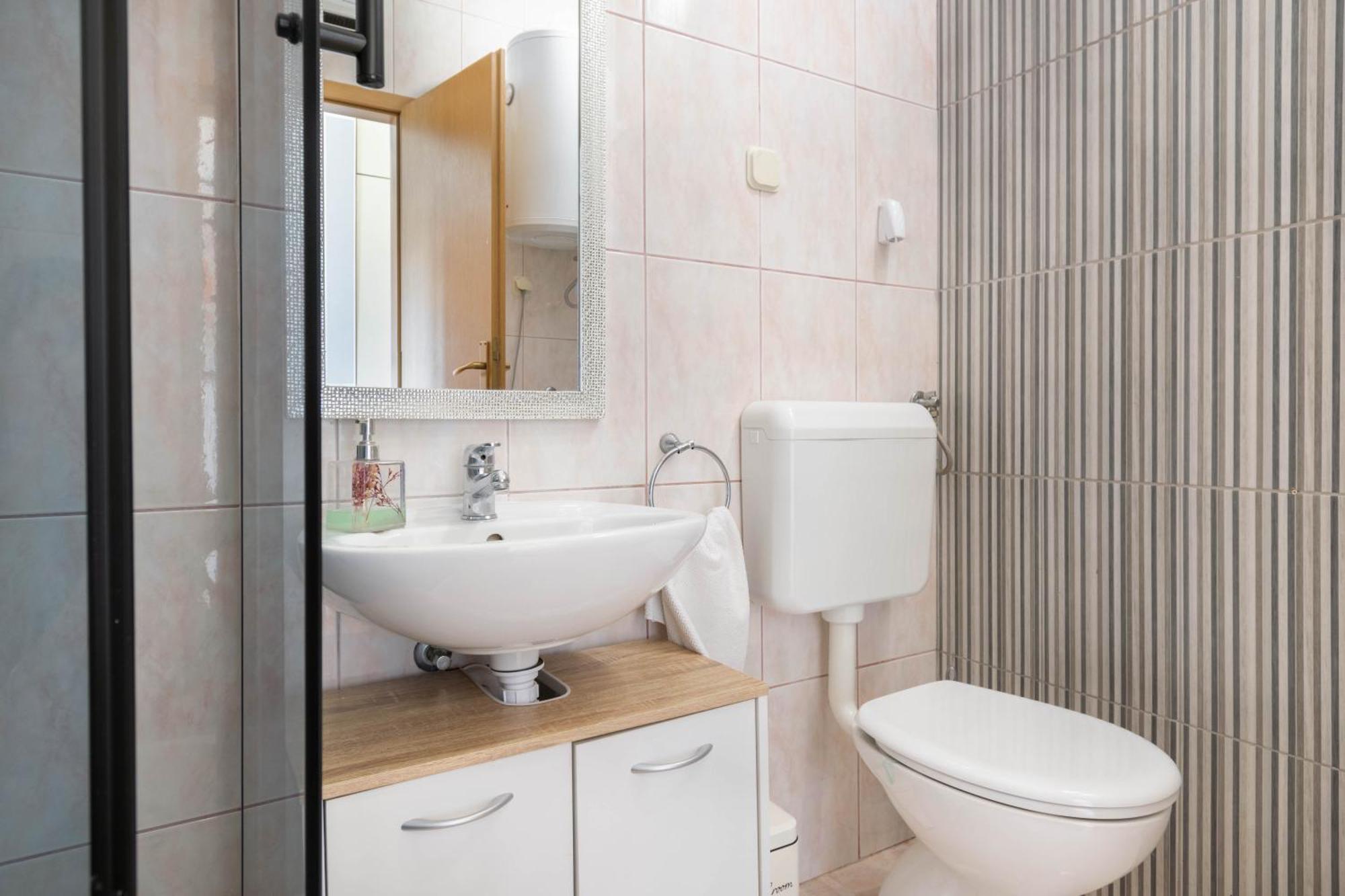 Apartment 30 M From Beach,Makarska,Marija Εξωτερικό φωτογραφία
