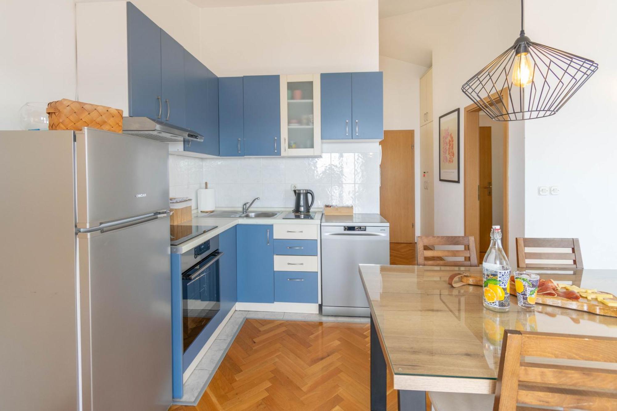 Apartment 30 M From Beach,Makarska,Marija Εξωτερικό φωτογραφία
